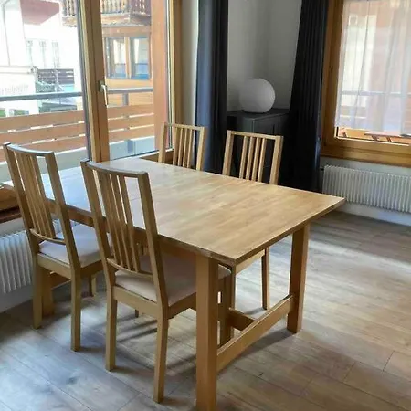 2.5 Pieces Au Coeur De Fee * Saas-Fee